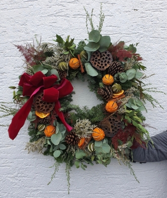 Florist Choice Christmas Door Wreath